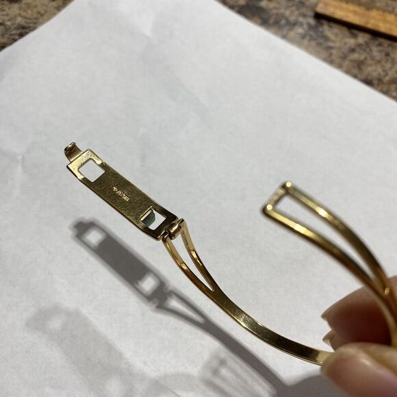 Avon Vintage 1978 Gold-Tone Green Faux Treasured Jade Bar Hinged Bracelet 2.2” - Picture 9 of 12